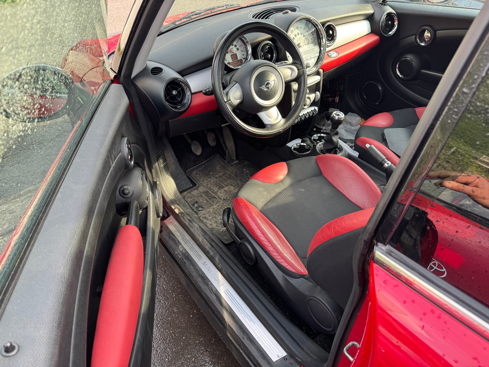MINI Cooper-image-5
