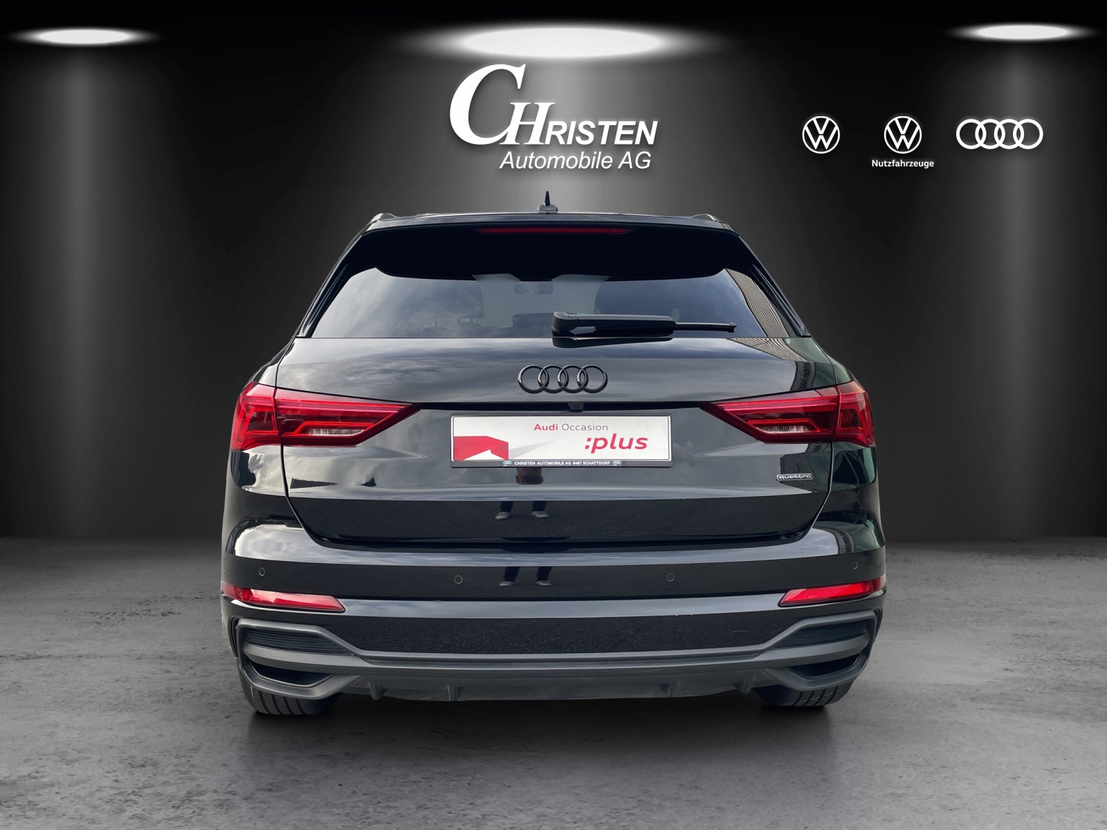 AUDI Q3 40 TFSI S line quattro S-tronic-image-4