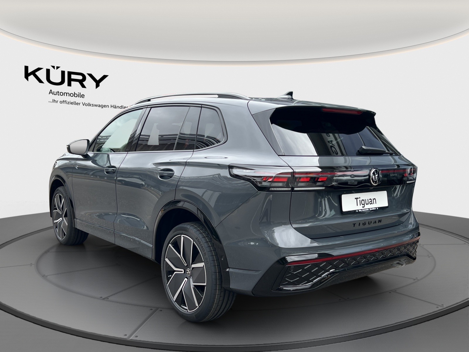 VW Tiguan 2.0 TSI DSG R-Line Plus 4Motion-image-6