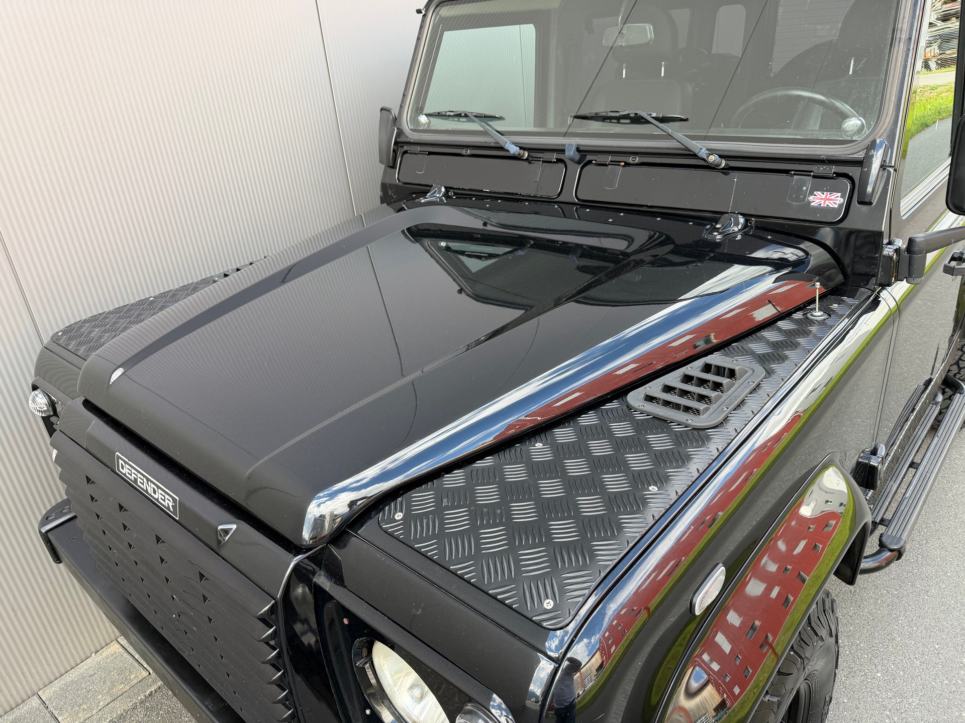 LAND ROVER Defender 90 TD5 *BLACK EDITION*-image-20