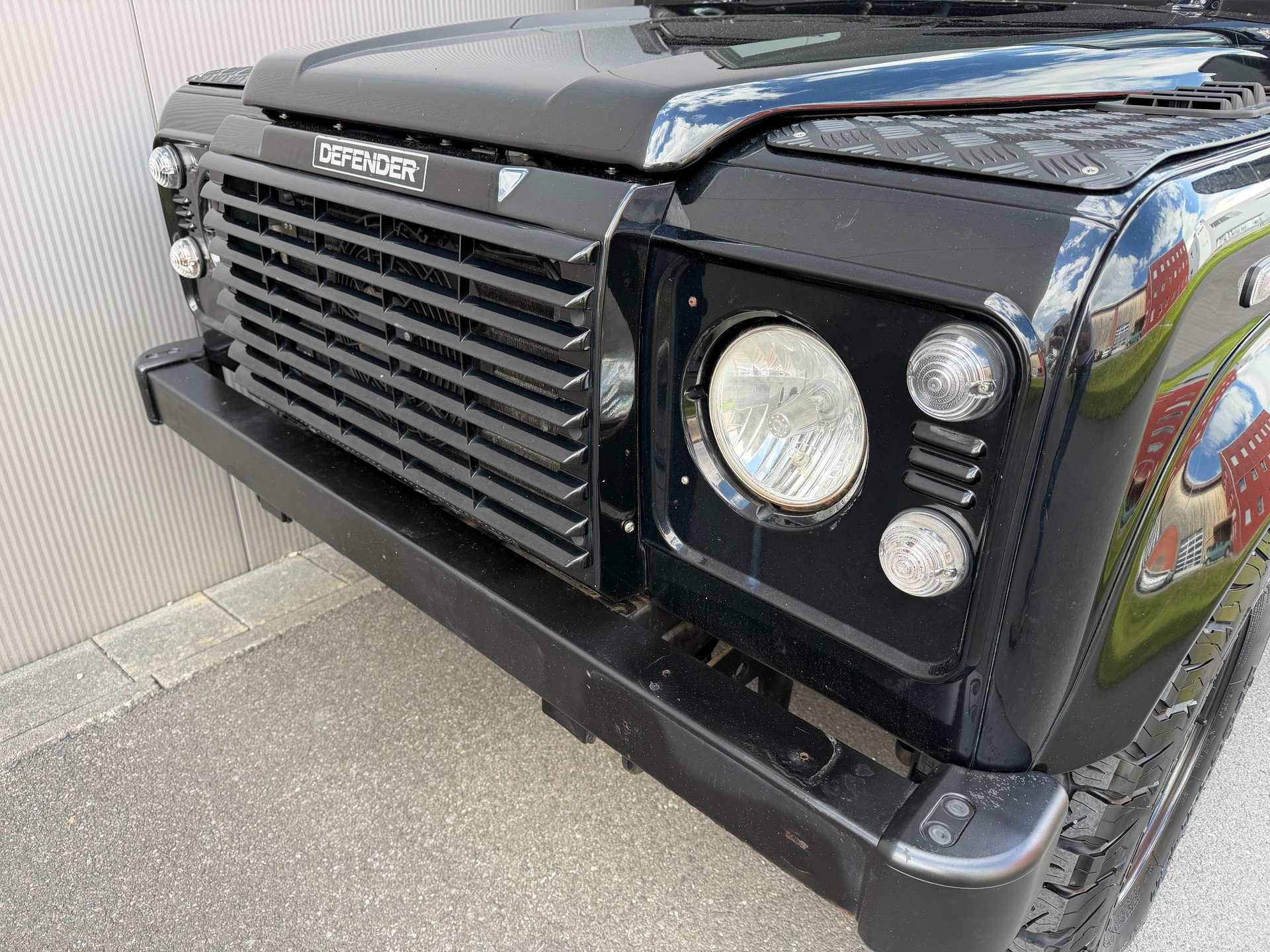 LAND ROVER Defender 90 TD5 *BLACK EDITION*-image-19