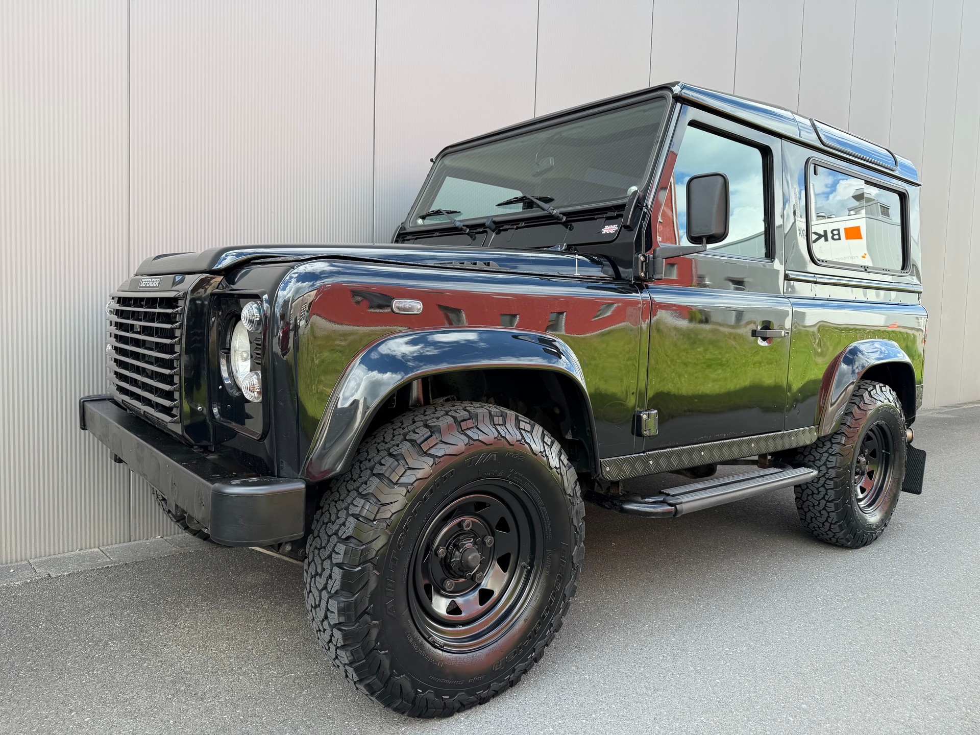 LAND ROVER Defender 90 TD5 BLACK EDITION