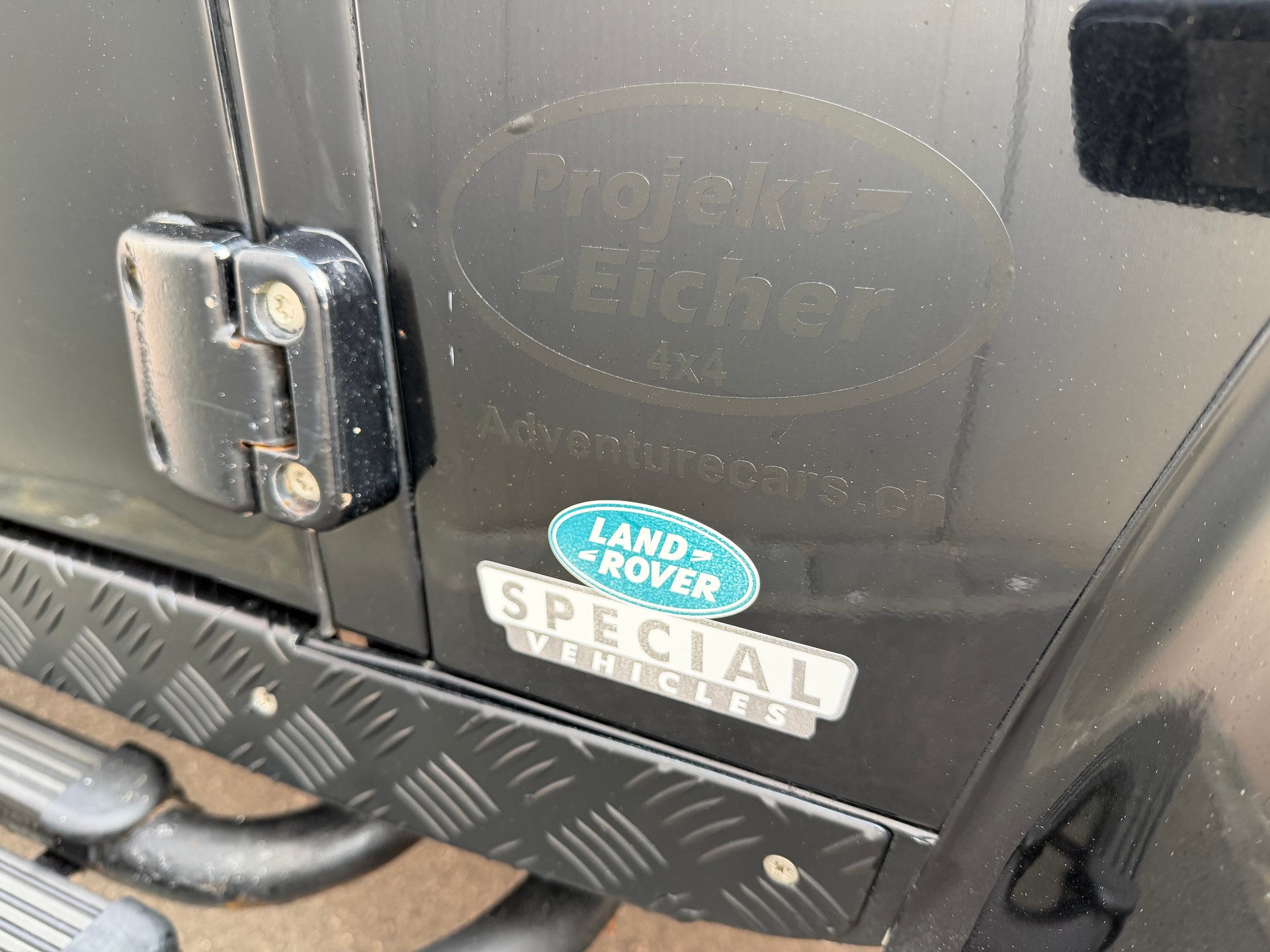 LAND ROVER Defender 90 TD5 *BLACK EDITION*-image-24