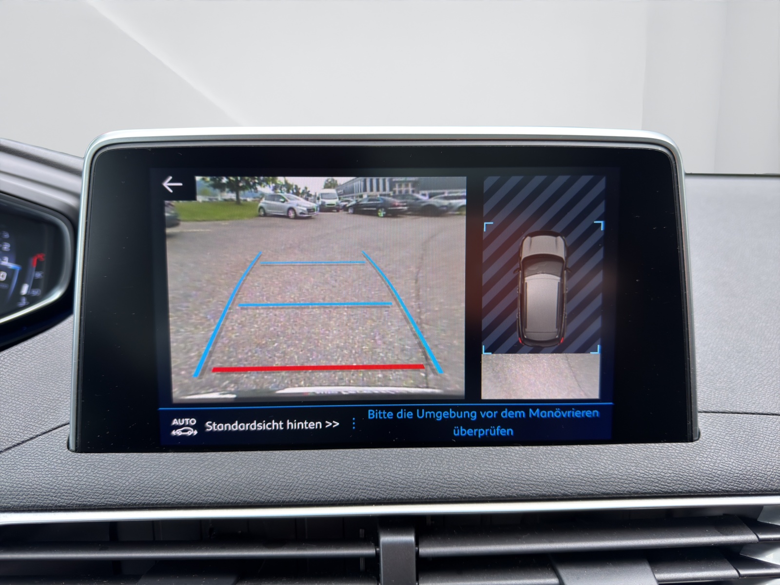 PEUGEOT 3008 1.2 PureTech Crossway EAT-image-17