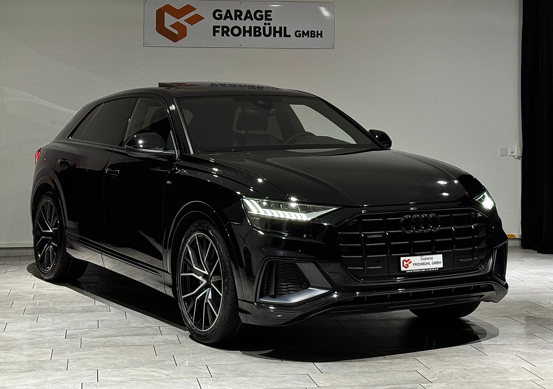 AUDI Q8 50 TDI Black Edition quattro tiptronic | 1.Hand |-showroom-element-1