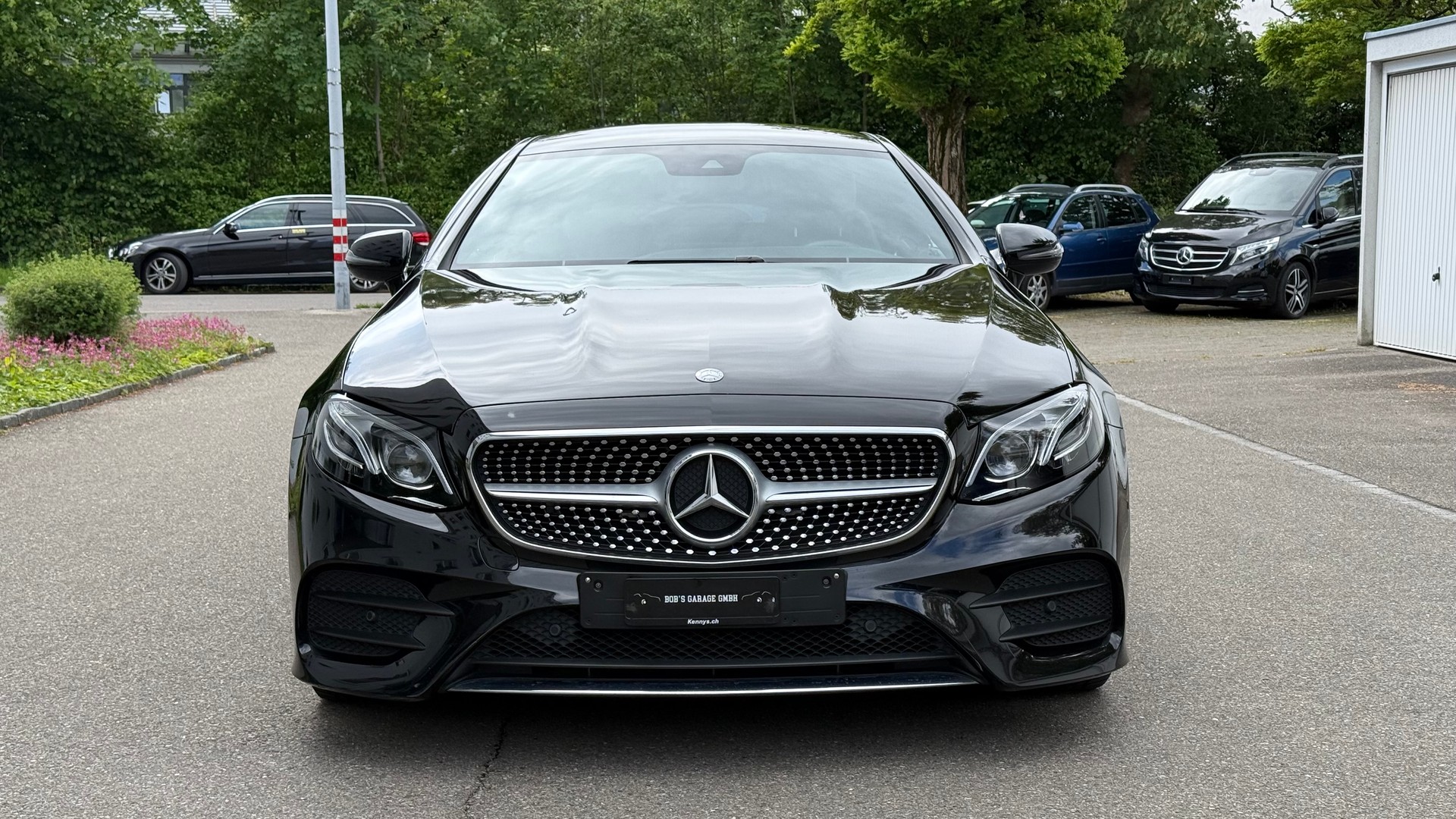 MERCEDES-BENZ E 200 Coupé AMG Line 9G-Tronic-image-3