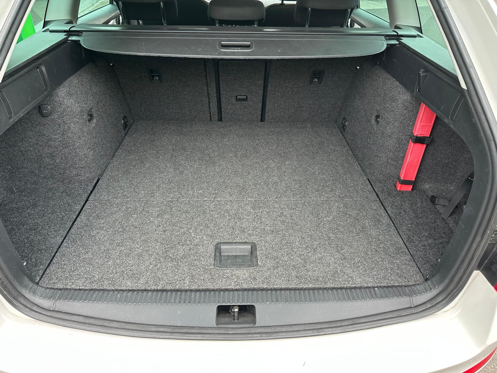 SKODA Octavia 2.0 TDI Style 4x4 DSG-image-6
