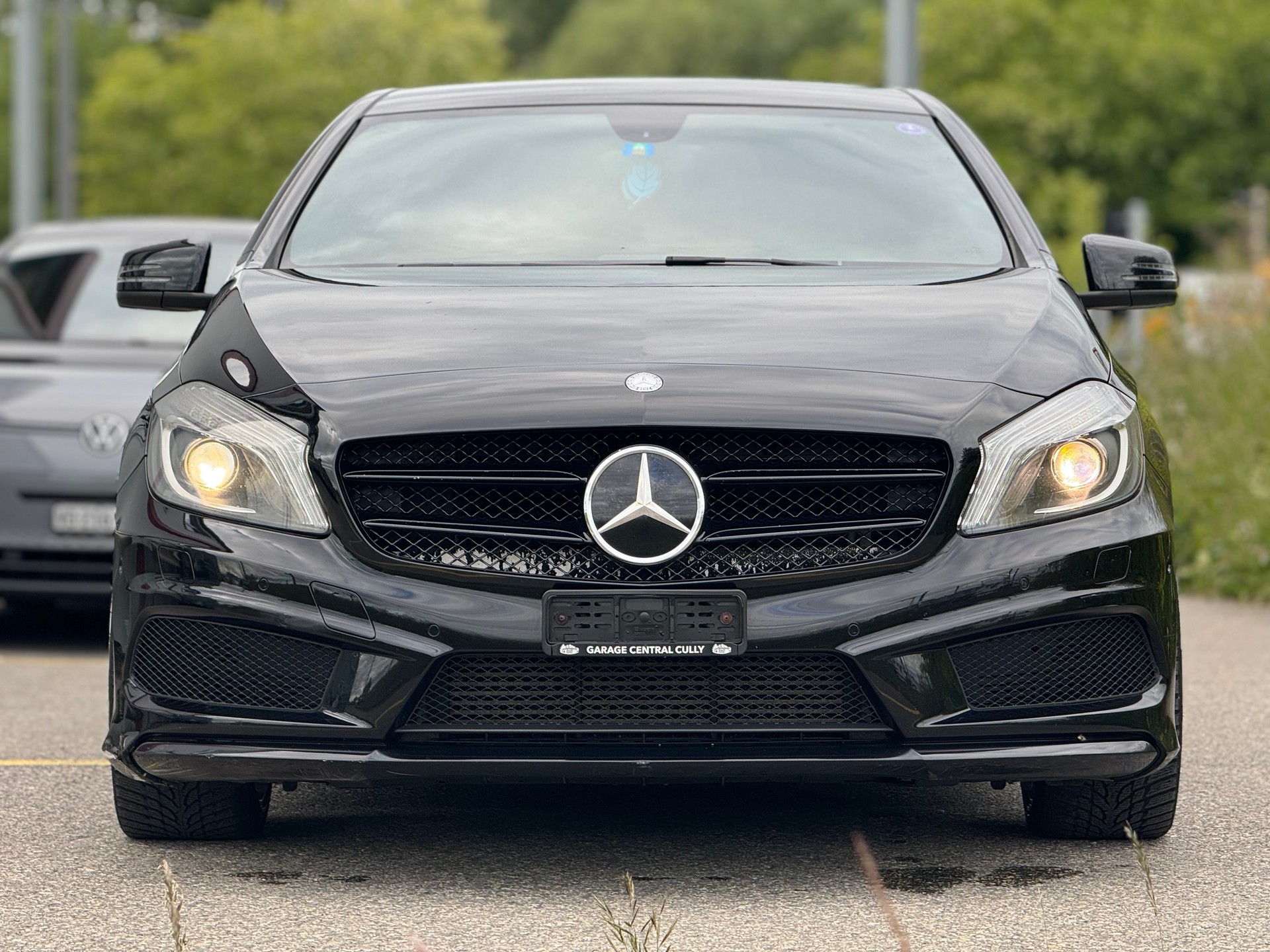 MERCEDES-BENZ A 250 AMG Line 4Matic 7G-DCT-image-1