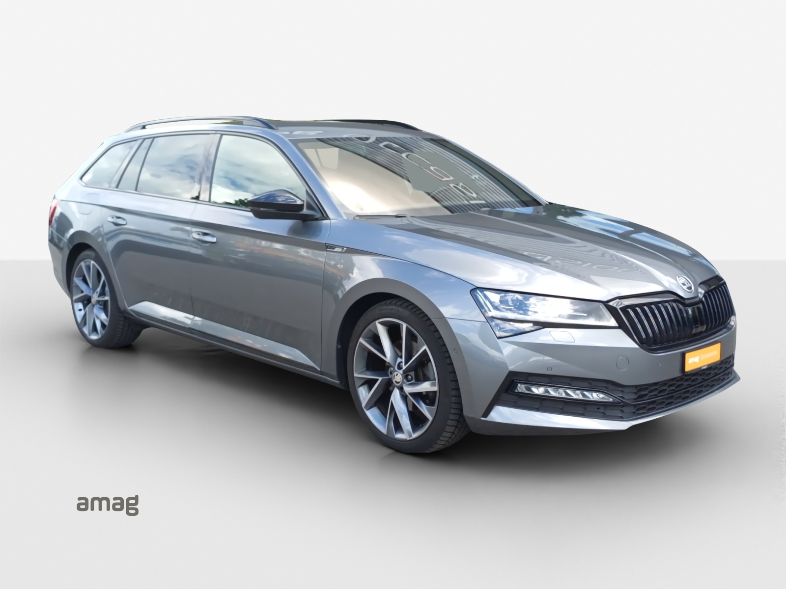 SKODA Superb Combi 2.0 TDi SportLine 4x4 DSG-image-5