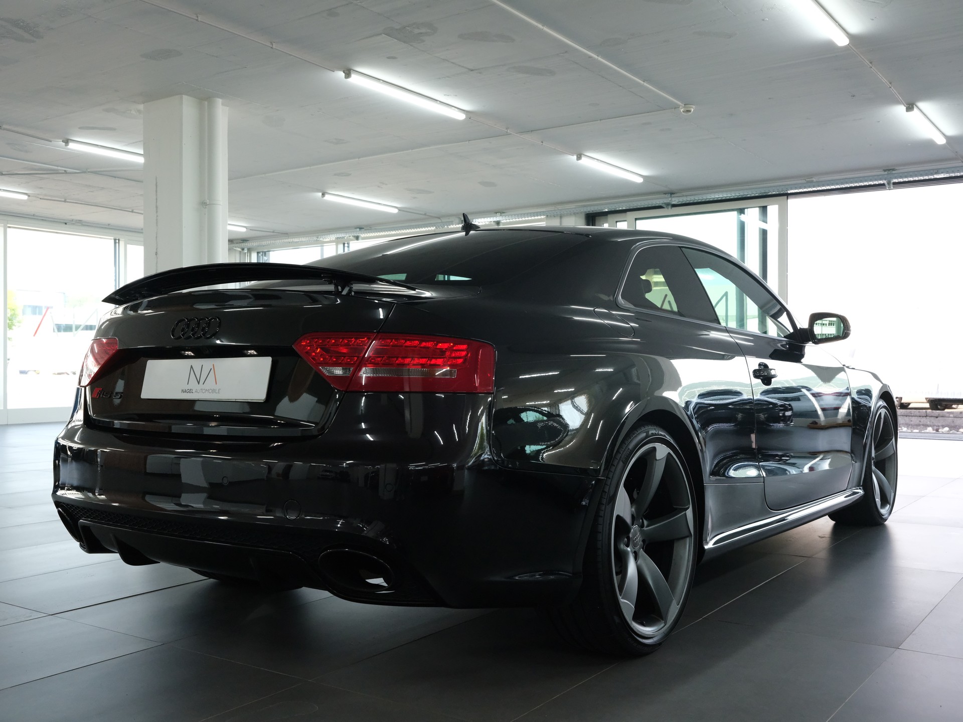 AUDI RS5 Coupé 4.2 FSI quattro S-tronic *Sportabgassanlage* *Rückfahrkamera* *RS Performance*-showroom-element-2