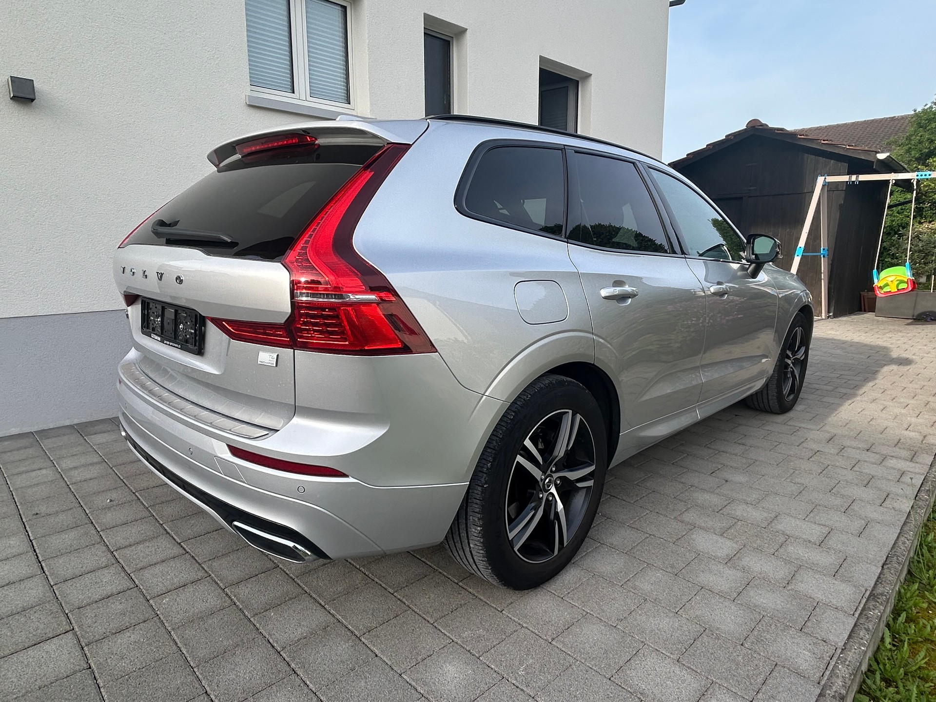 VOLVO 2.0 T6 TE R-Design eAWD-image-4