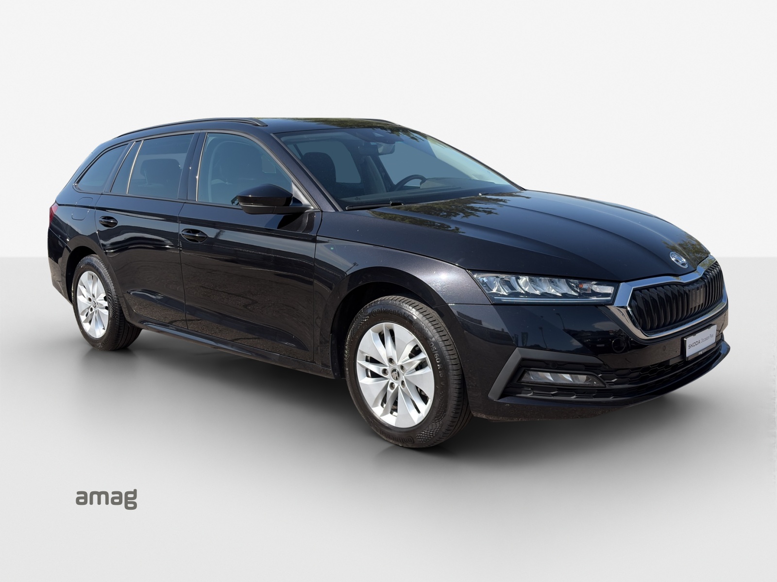 SKODA Octavia Combi 2.0 TDI DSG Ambition 4x4-image-5