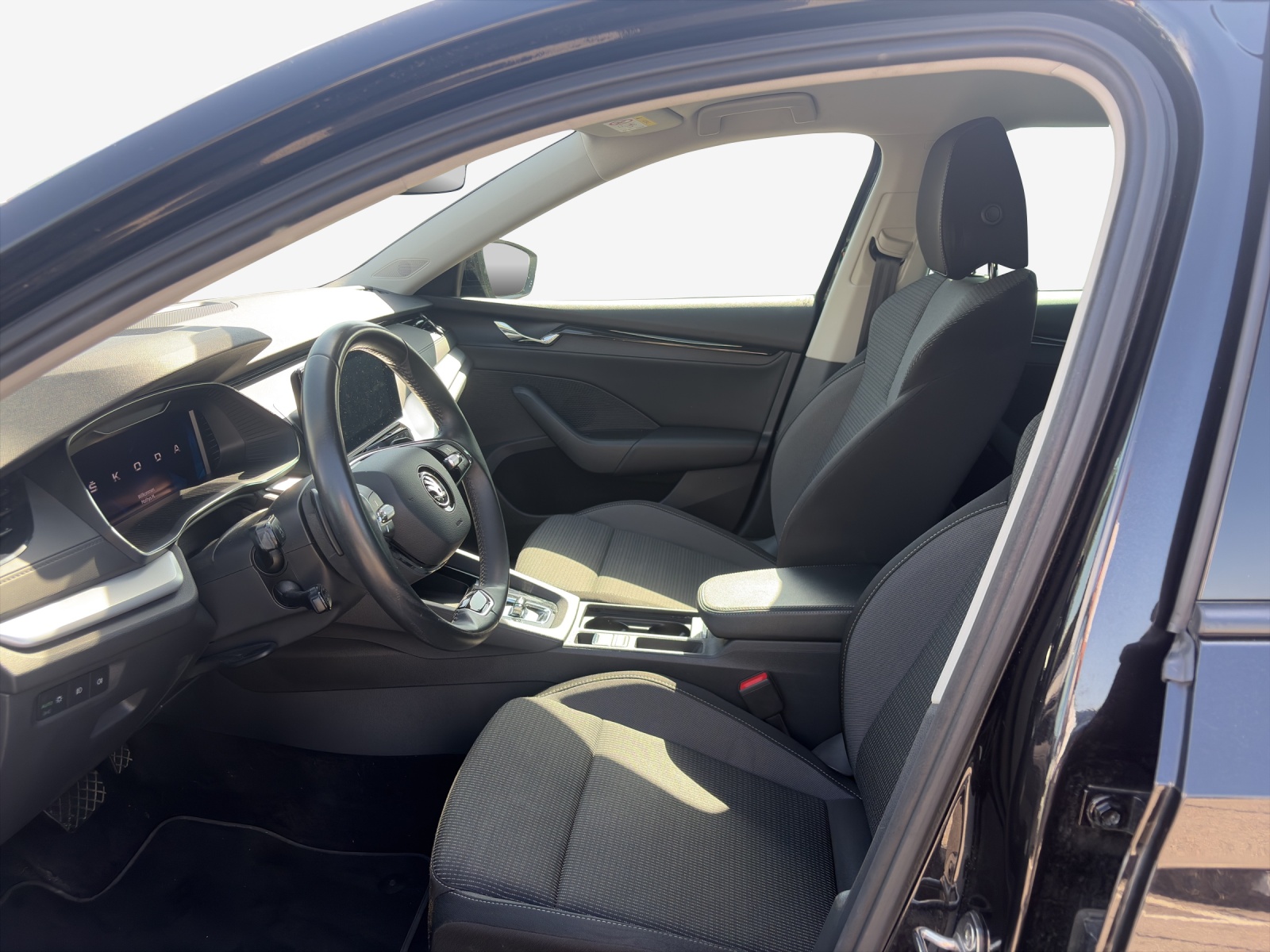 SKODA Octavia Combi 2.0 TDI DSG Ambition 4x4-image-7
