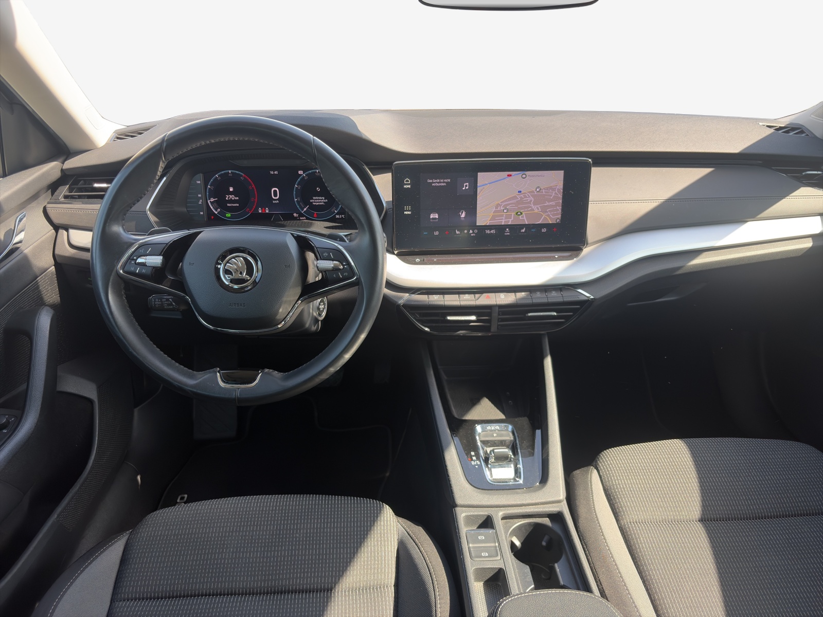 SKODA Octavia Combi 2.0 TDI DSG Ambition 4x4-image-8