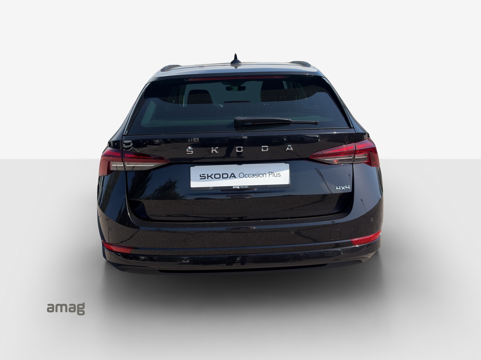 SKODA Octavia Combi 2.0 TDI DSG Ambition 4x4-showroom-element-3