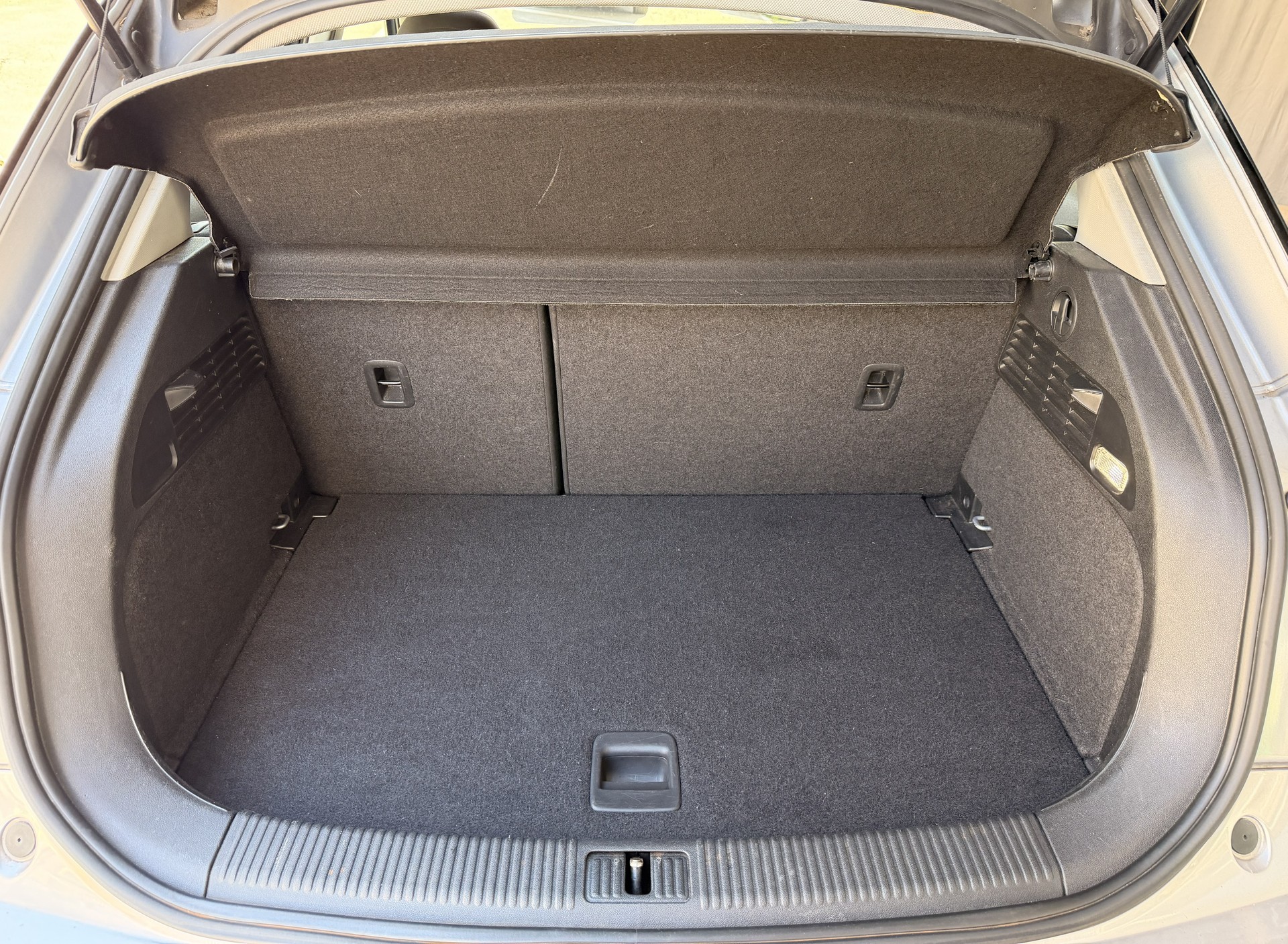AUDI A1 Sportback 1.4 TDI S-tronic-image-3
