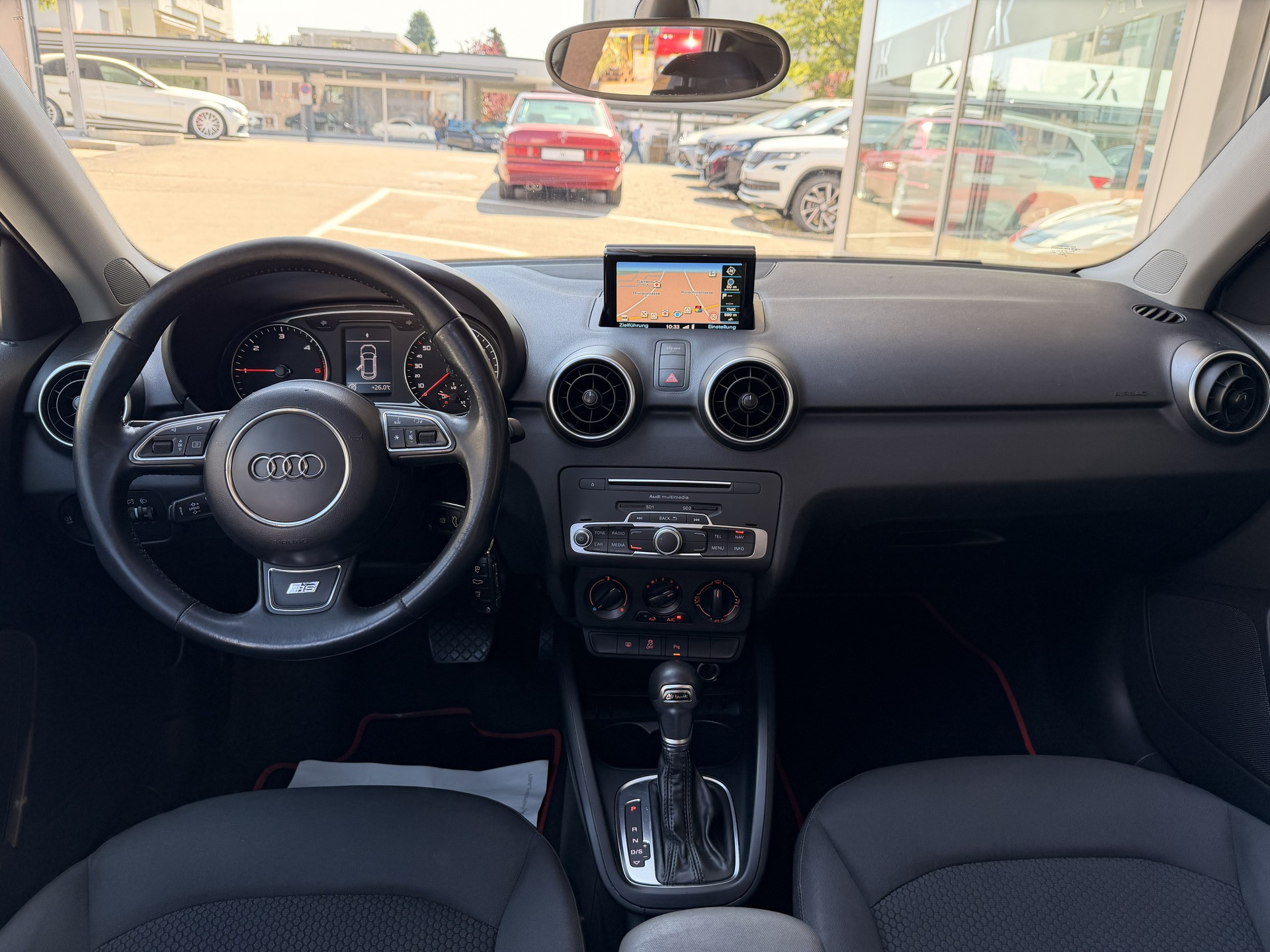 AUDI A1 Sportback 1.4 TDI S-tronic-image-6