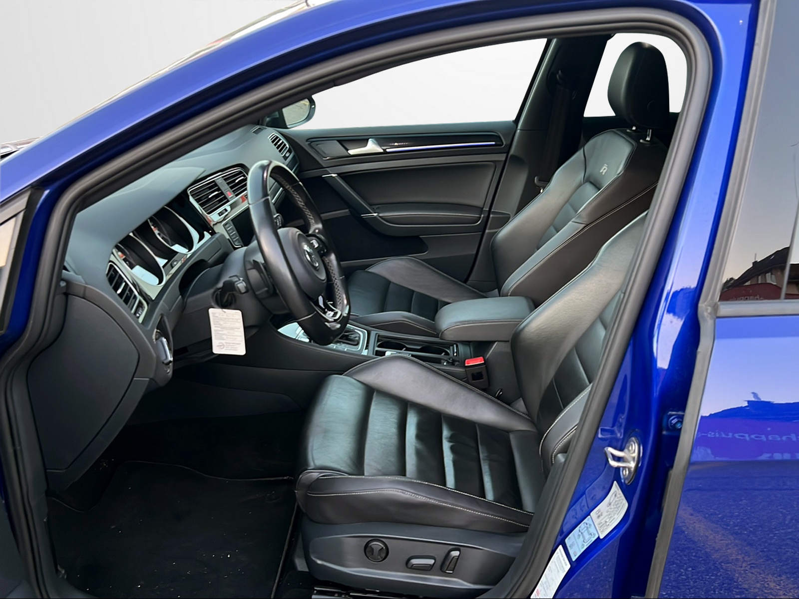 VW Golf Variant 2.0 TSI R 4 Motion DSG-image-9