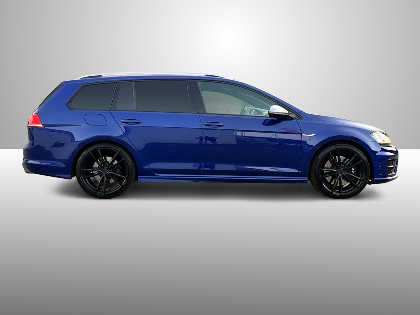 VW Golf Variant 2.0 TSI R 4 Motion DSG-image-5