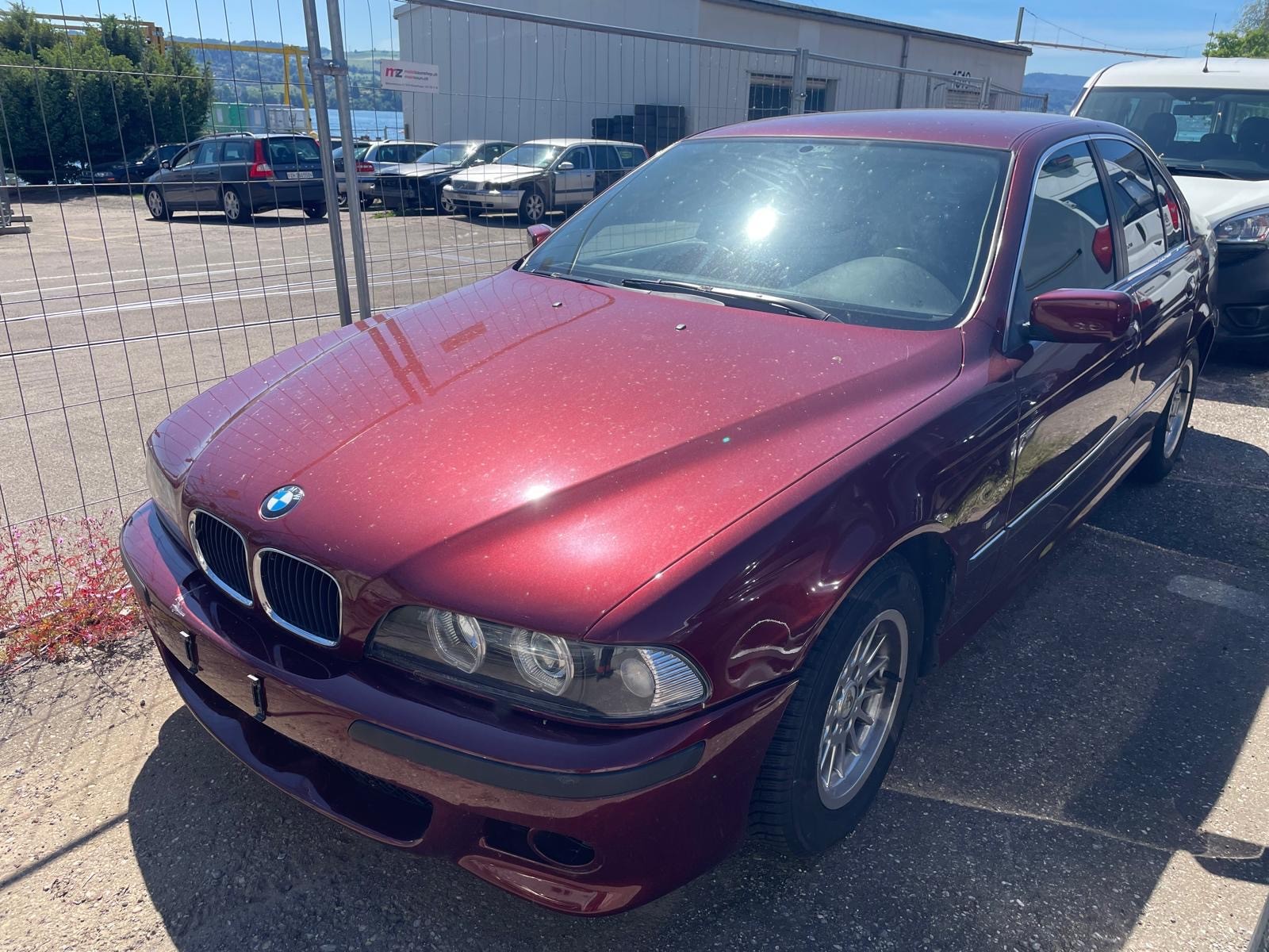 BMW 520i-image-0