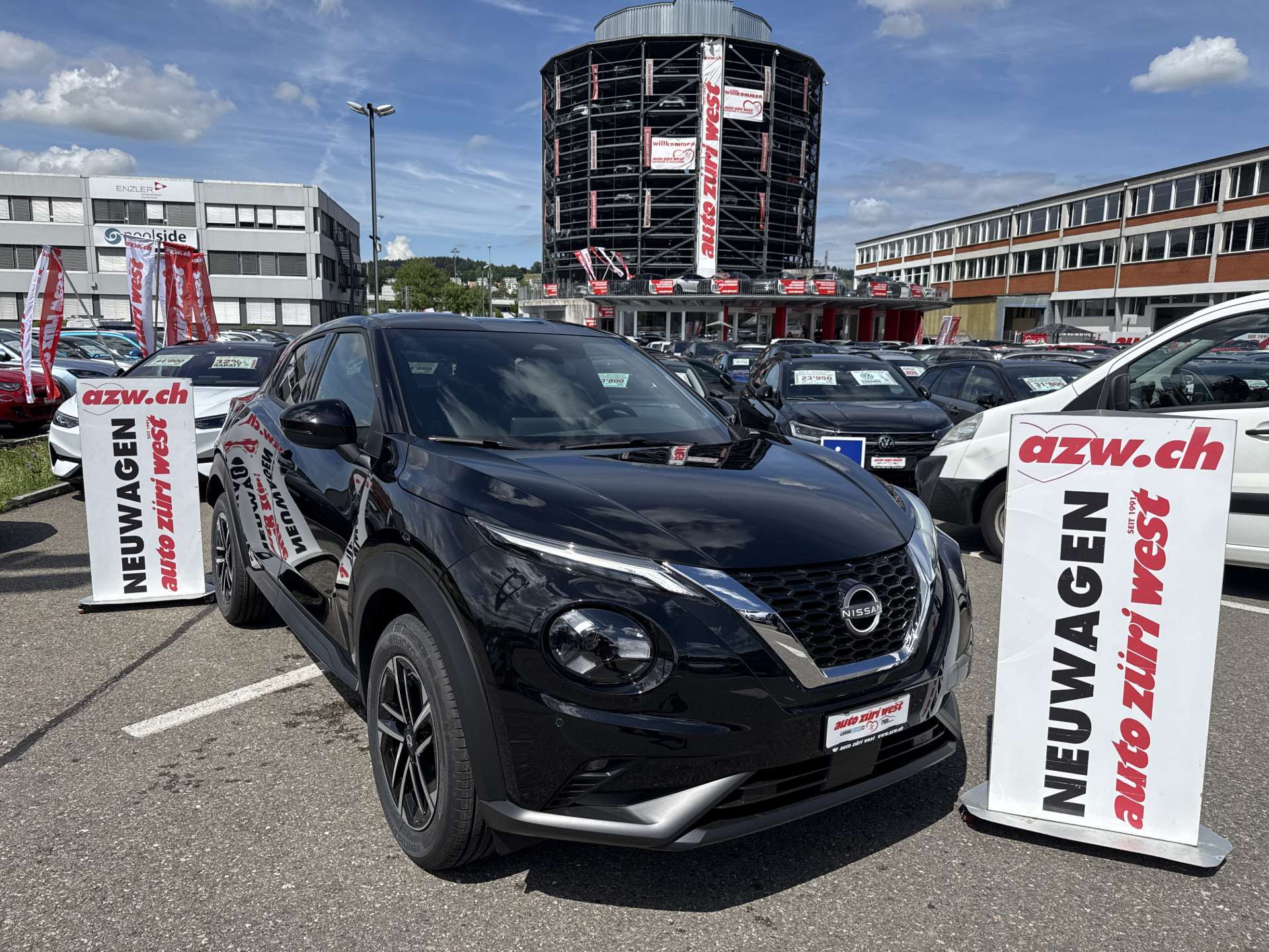 NISSAN Juke 1.0 DIG-T N-Connecta DCT-Automat-image-0