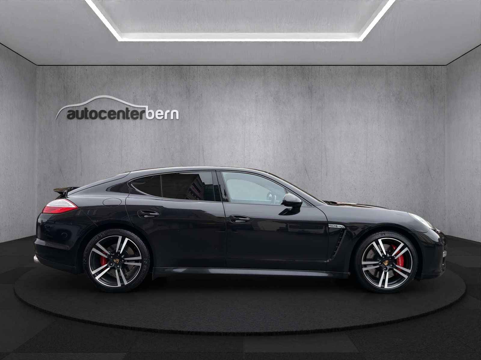 PORSCHE Panamera Turbo 4.8 PDK-image-6