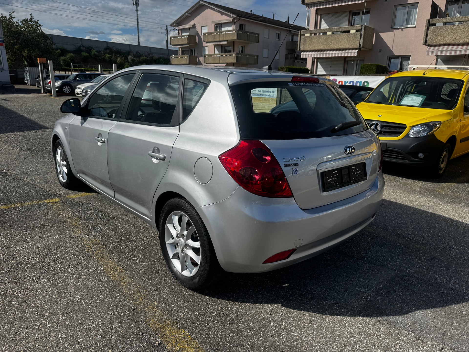 KIA Cee'd 1.6 16V Style-image-3