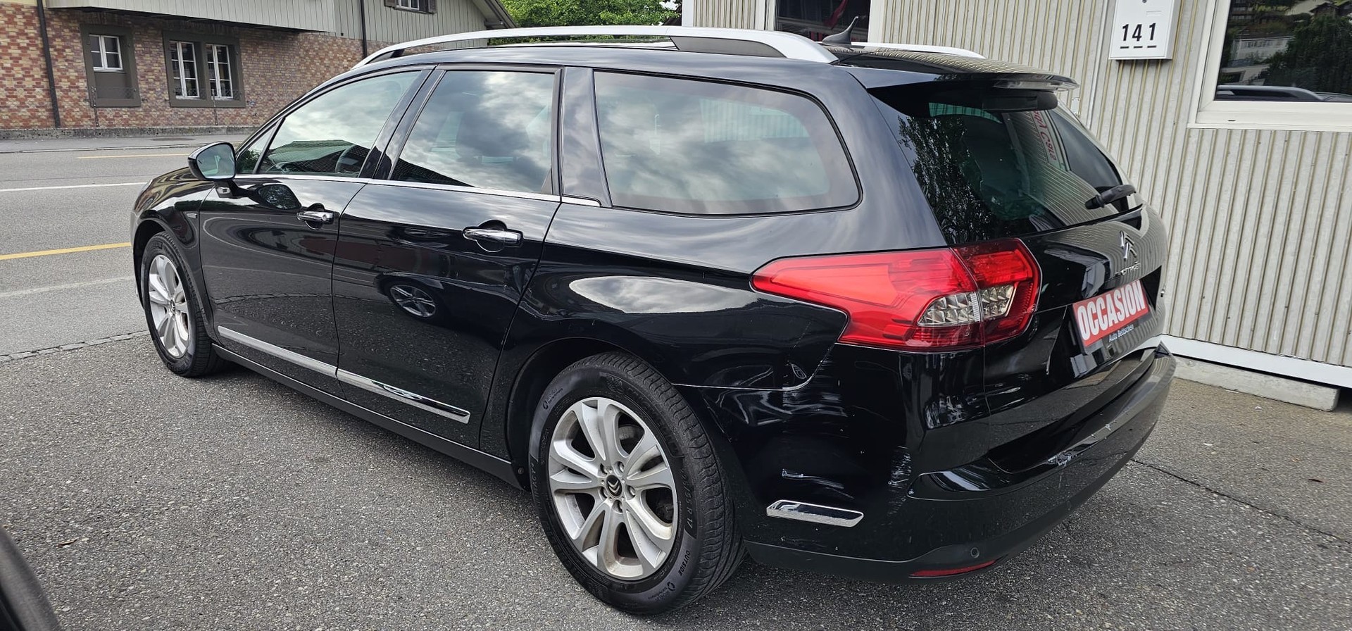 CITROEN C5 Tourer 2.0 HDi Séduction Automatic-image-6