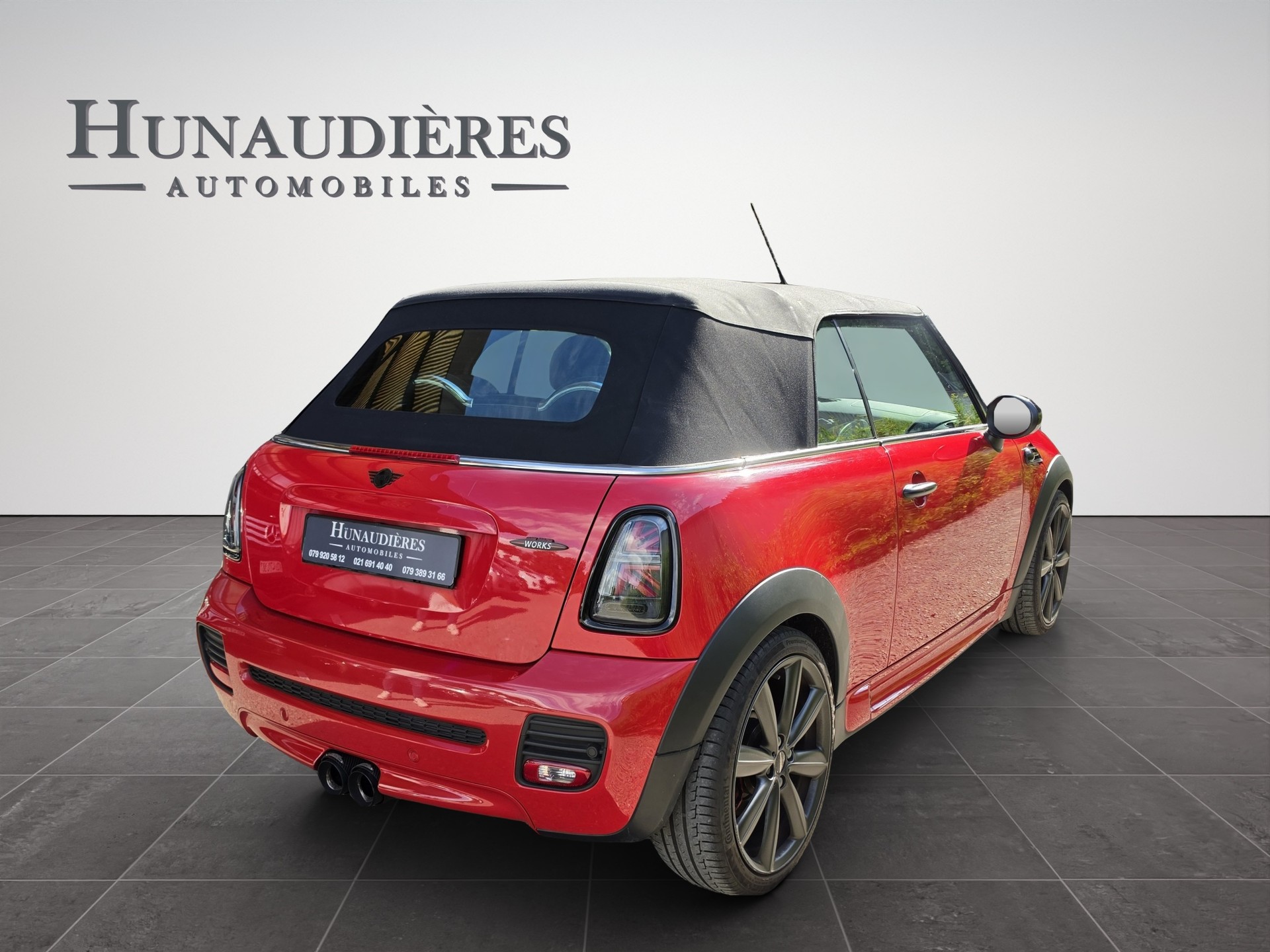 MINI Cooper John Cooper Works Cabriolet-image-3