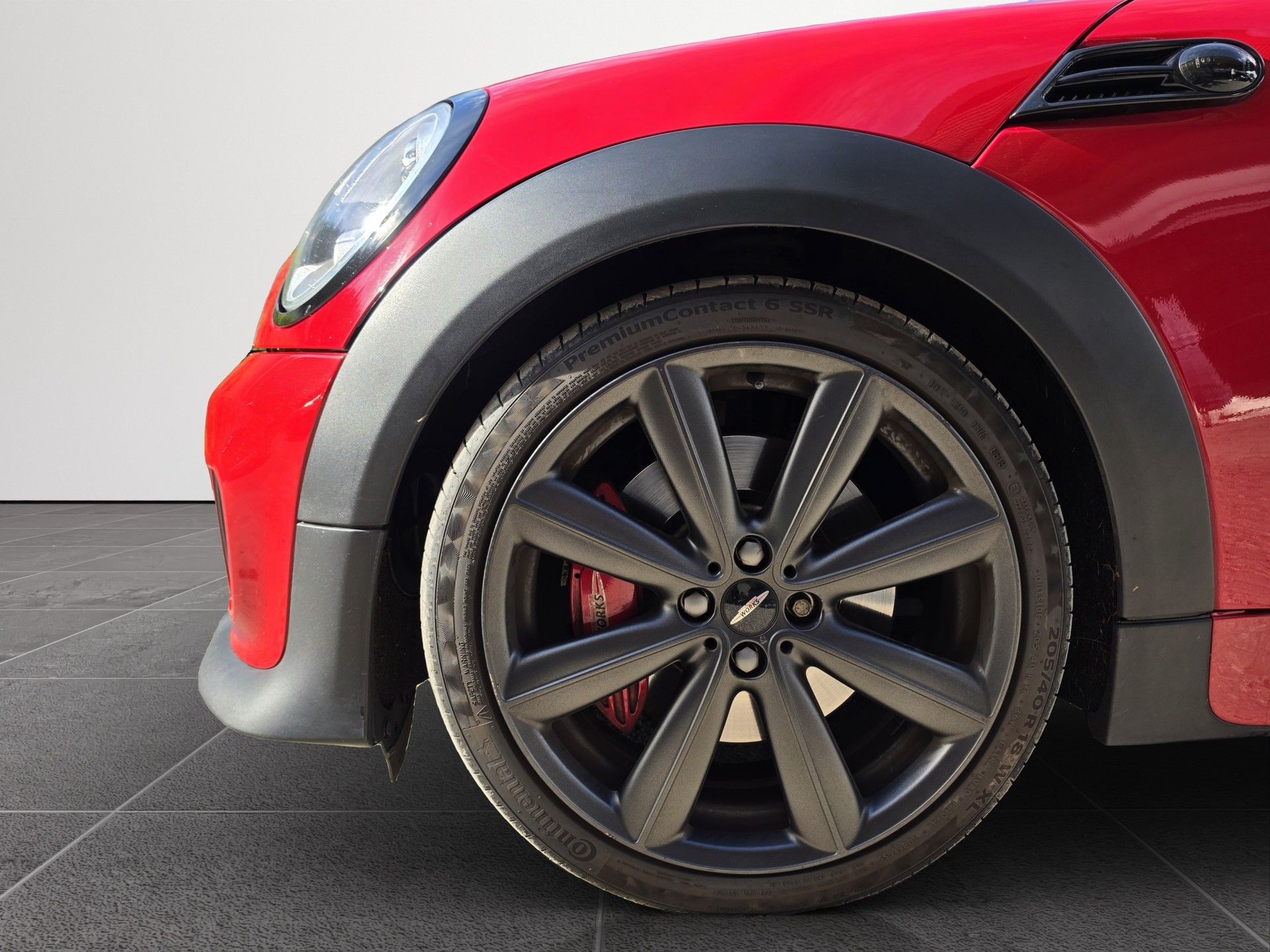 MINI Cooper John Cooper Works Cabriolet-image-11