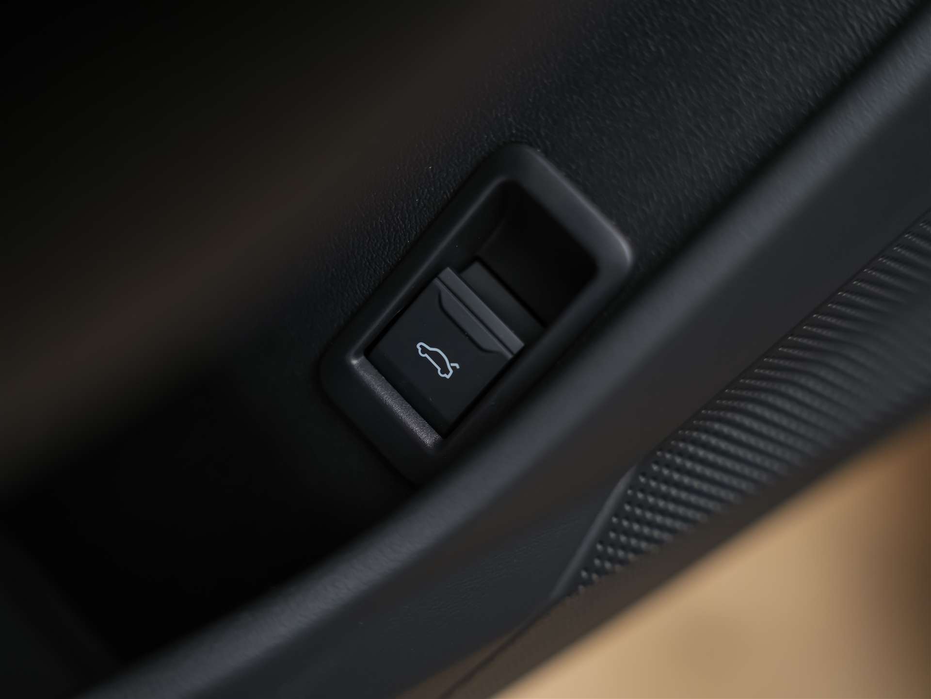 AUDI A6 2.0 TDI quattro S-Tronic *EDITION ONE*Werksgarantie*360° Kamera*Abstandsregler*-image-28
