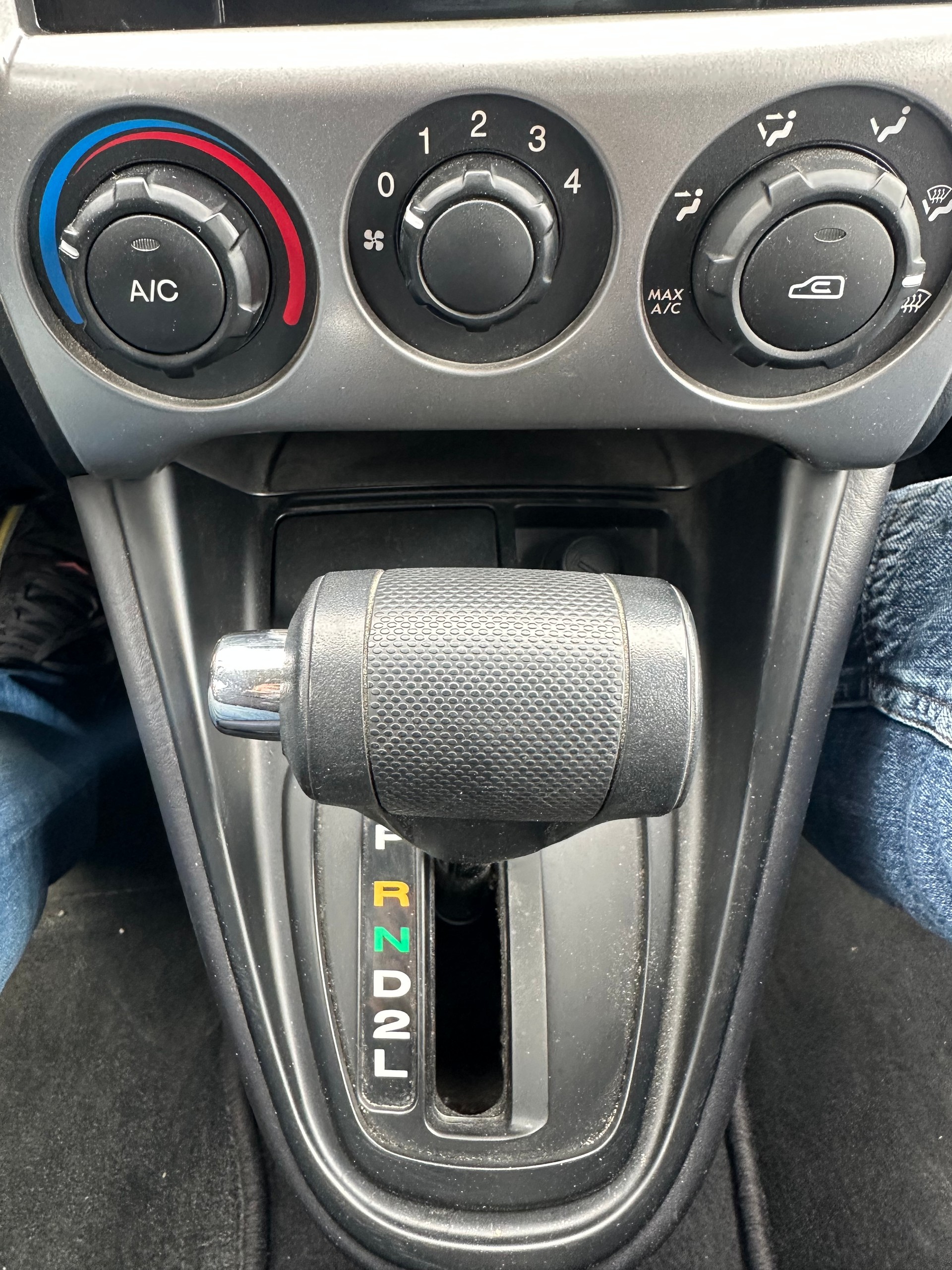 HYUNDAI Matrix 1.6i 16V Style Automatic-image-5