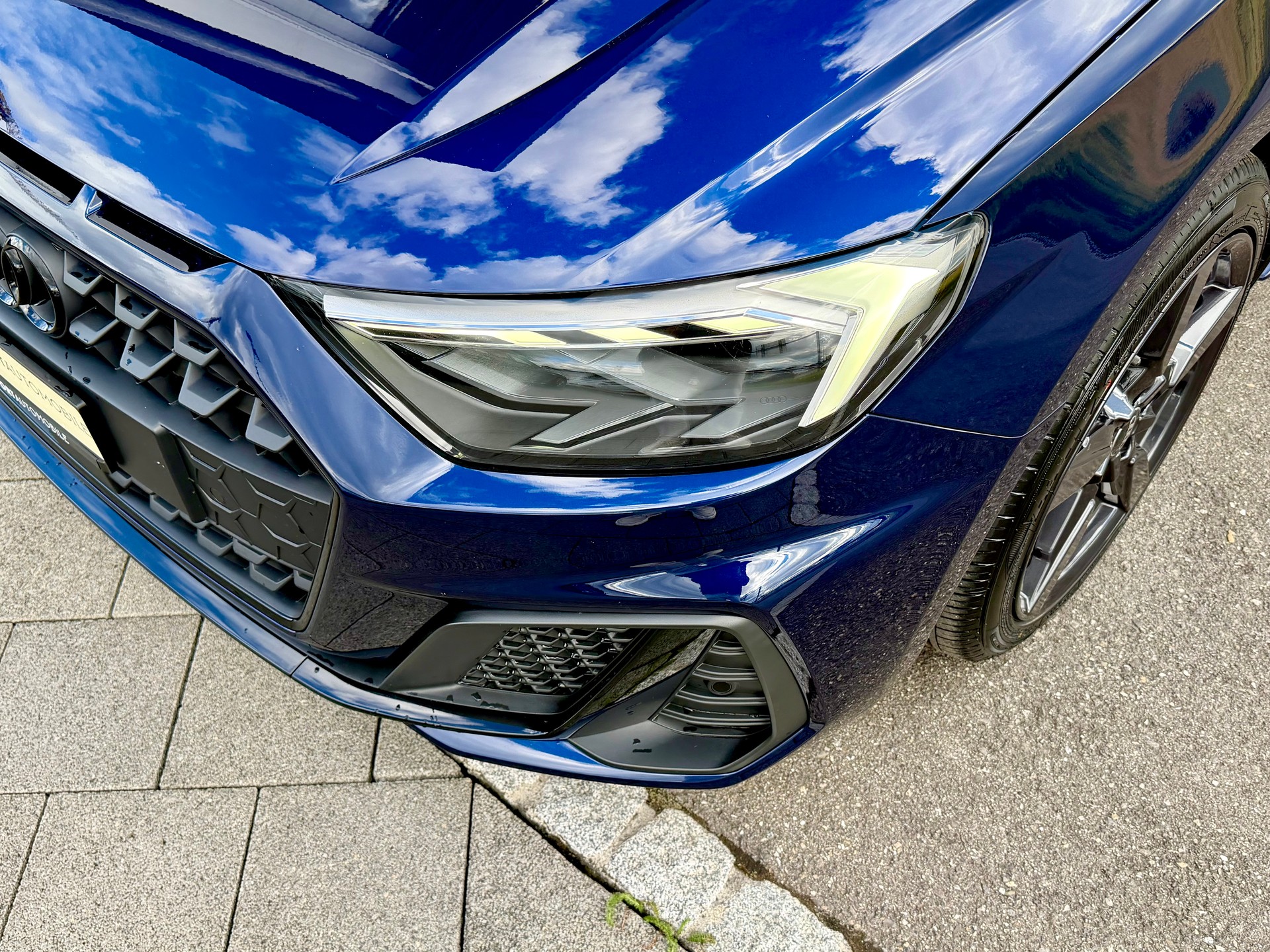 AUDI A1 Sportback 30 TFSI S Line Attraction S-tronic-image-4
