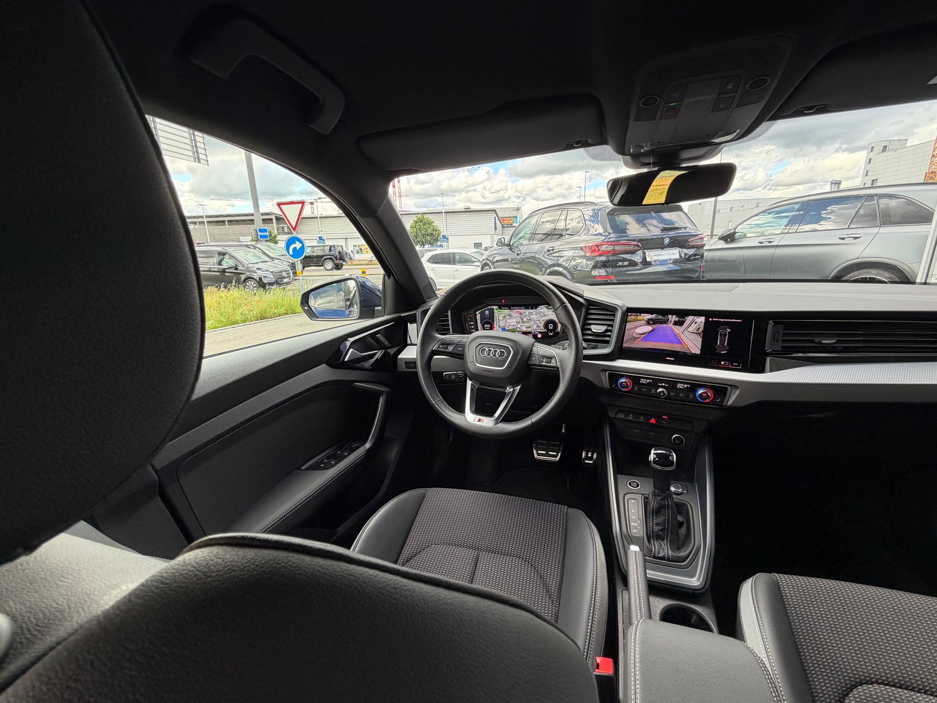 AUDI A1 Sportback 30 TFSI S Line Attraction S-tronic-image-11