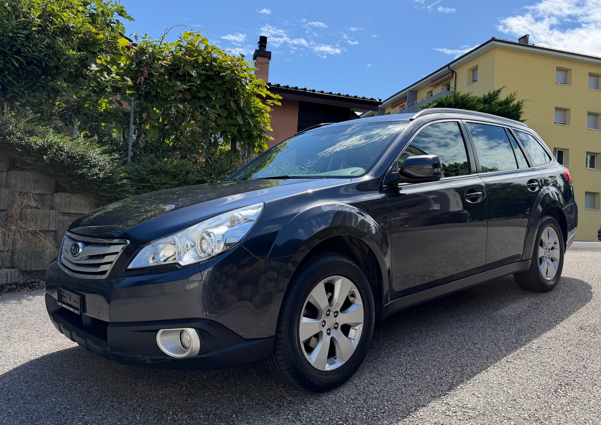SUBARU Outback 2.5i Swiss Special AWD-image-1