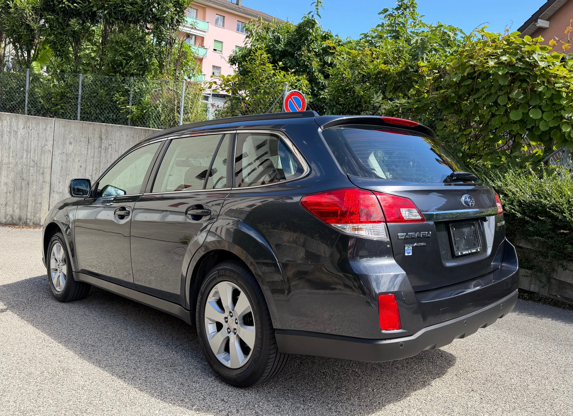 SUBARU Outback 2.5i Swiss Special AWD-image-3