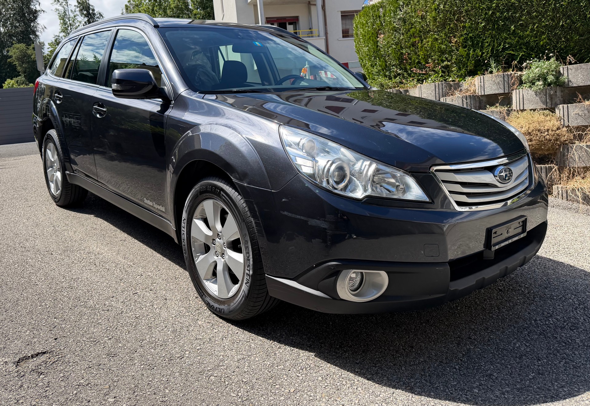 SUBARU Outback 2.5i Swiss Special AWD-image-2