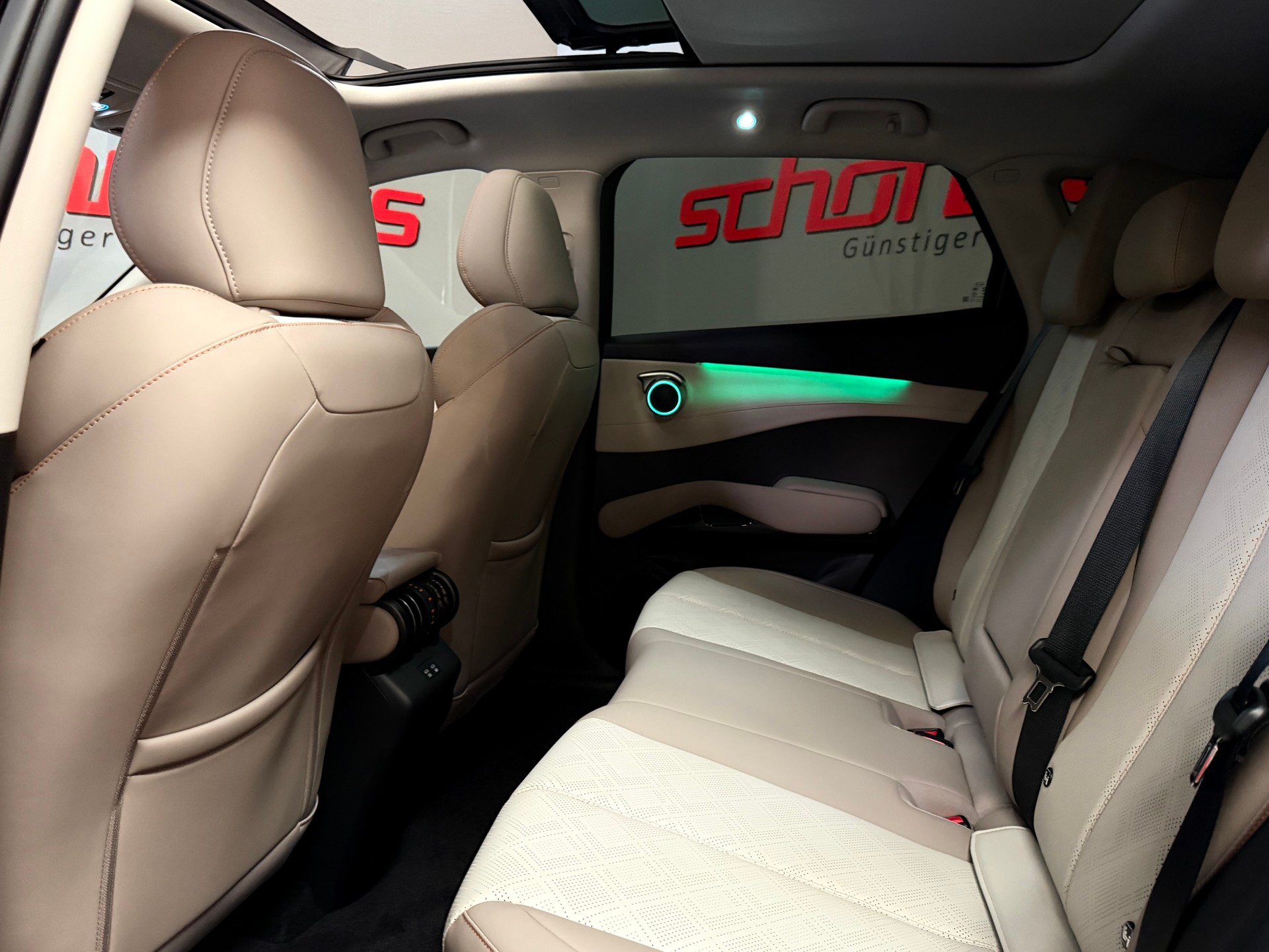 BYD Atto 3 EVO 74.8 kWh Excellence AWD-image-14