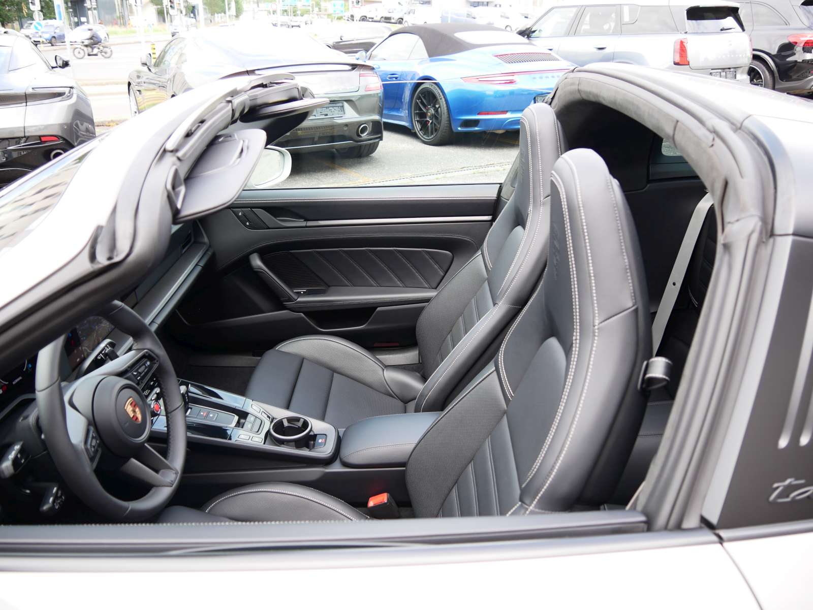 PORSCHE 911 Targa 4 GTS PDK-image-7
