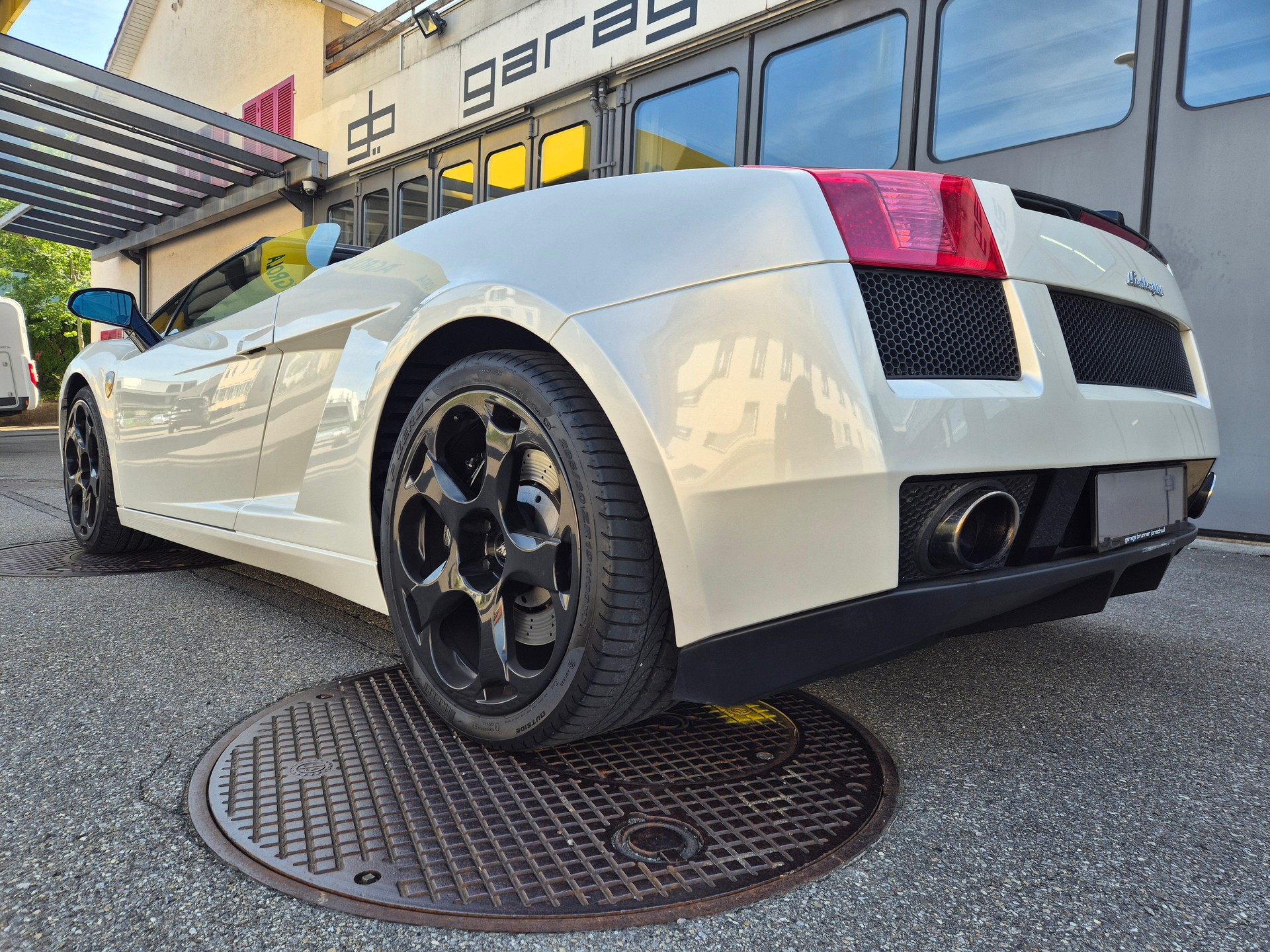 LAMBORGHINI Gallardo 5.0 V10 Superleggera E-Gear Spyder-image-2