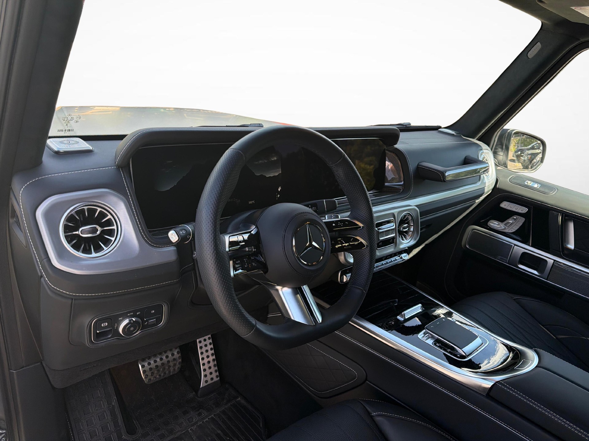 MERCEDES-BENZ G 450 d AMG Line Manufaktur-showroom-element-2
