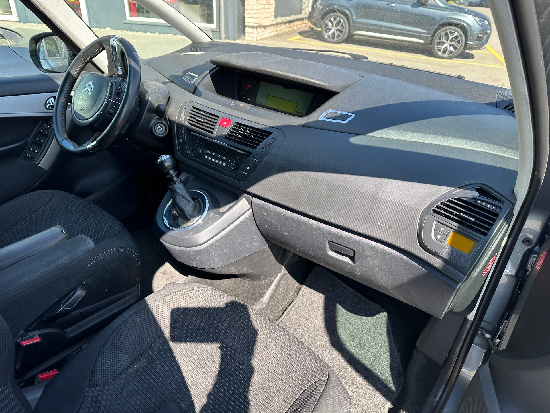 CITROEN C4 Picasso 1.6 HDI 16V Séduction-image-4