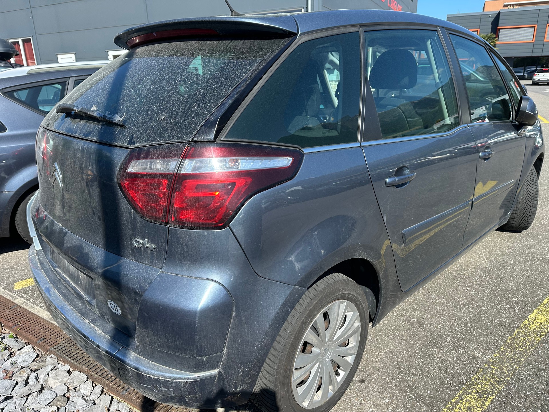 CITROEN C4 Picasso 1.6 HDI 16V Séduction-image-3