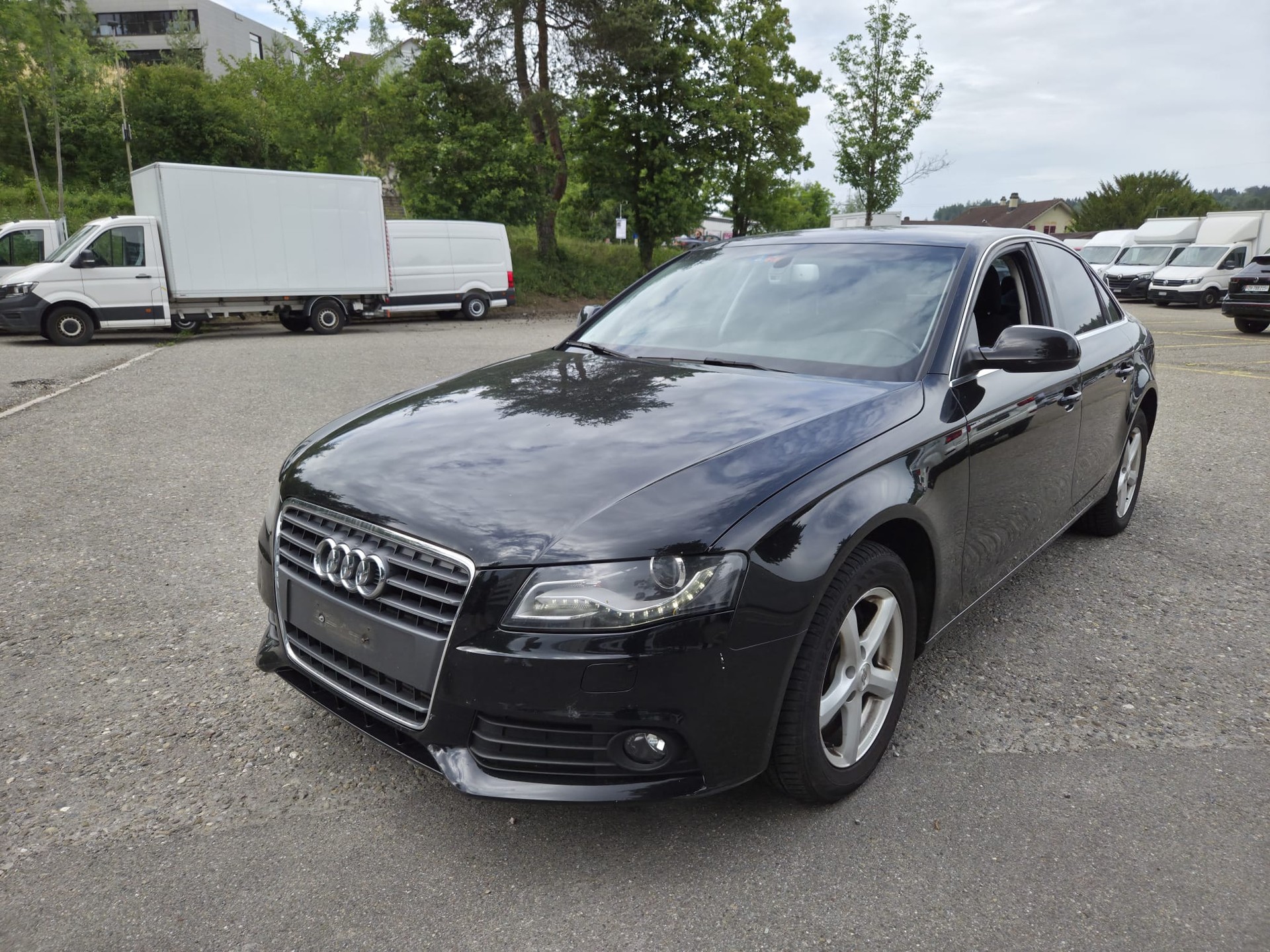 AUDI A4 Limousine 2.0 TFSI-image-2