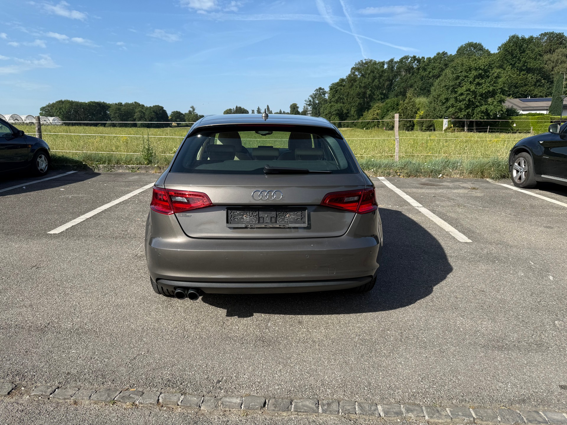 AUDI A3 Sportback 1.8 TFSI Ambiente quattro S-tronic-image-3