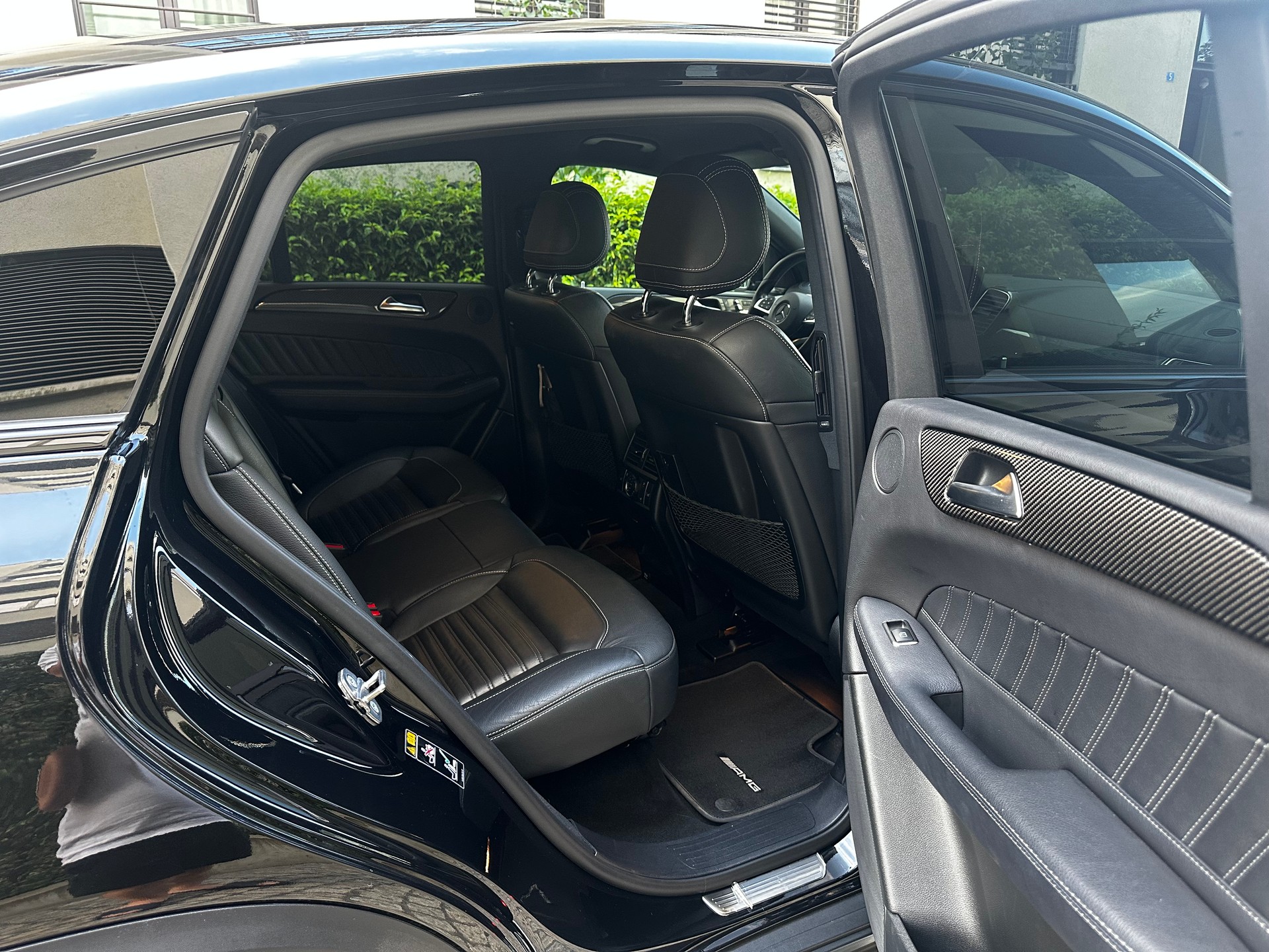 MERCEDES-BENZ GLE 43 AMG-image-4