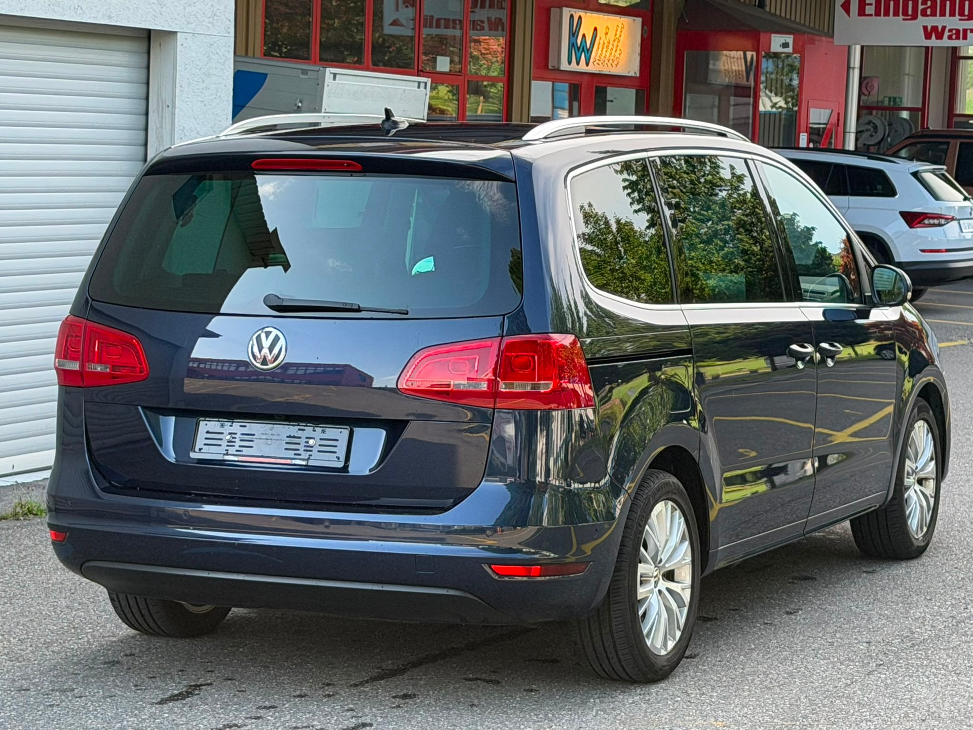 VW Sharan 2.0 TSI Highline DSG*7 Plätzer*-image-3