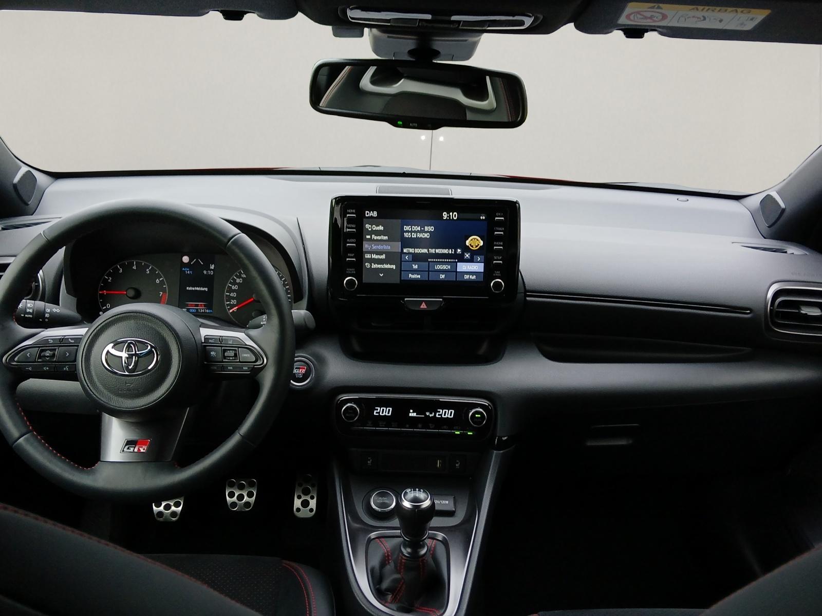 TOYOTA GR Yaris 1.6 Turbo Sport 4x4-image-12