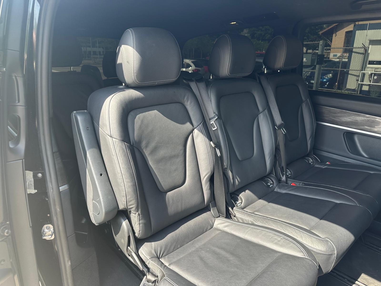 MERCEDES-BENZ V 300 d extralang Avantgarde 4Matic 9G-Tronic-image-12
