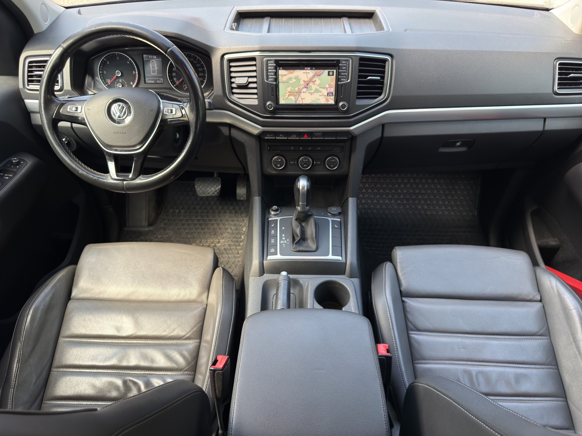 VW Amarok 3.0TDI Highline 4Motion Automatic-image-8